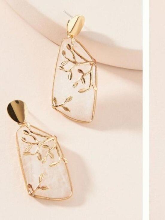 Anthropologie Jewelry - Anthropologie Nori Drop Earrings Clear Quartz